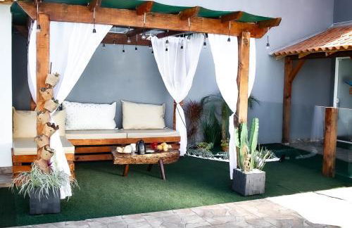 Pousada Loft Enseada Beach a 200mt da praia - Photo 4