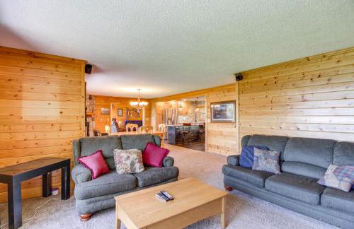 Private Lakefront Emily Home with Yard and Fire Pit! - Photo 6