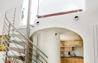 Unique Sculptured House with Private Beach Access - Foto 28