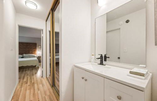 Elegant Luxe Hampton inspo Retreat in Glendale, CA - Foto 7