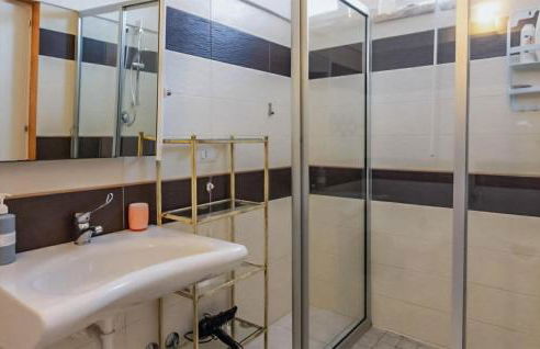 Pet Friendly Home In San Pancrazio Salentin With Private Swimming Pool, Can Be Inside Or Outside - Foto 20