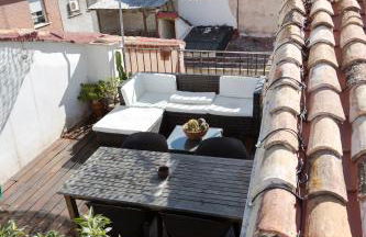 Apartments Downtown Valencia - Photo 7