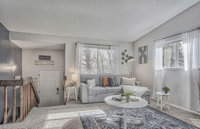 Mid-GoodnightVenture - Foto 25