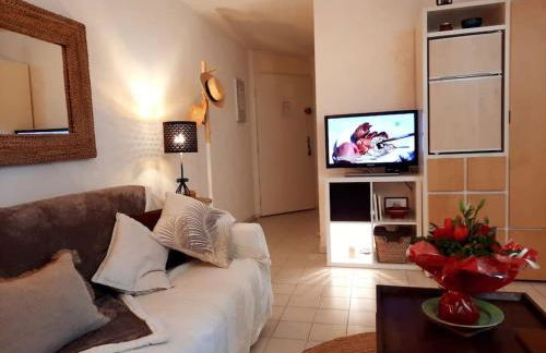 CAVALIERE LE LAVANDOU Au Chêne Liège - Foto 18