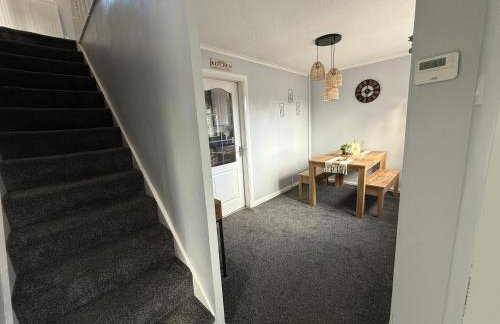 3-Bed Detached House Private Drive for Two Cars - Foto 18