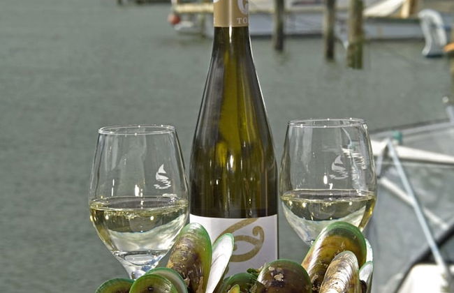 The Lodge At Te Rawa - Boat Access Only - Foto 33