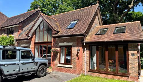 Little Luckford - Photo 2