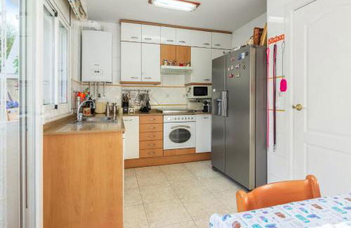 Modern villa with pool in Torredembarra - Sea view - Foto 7