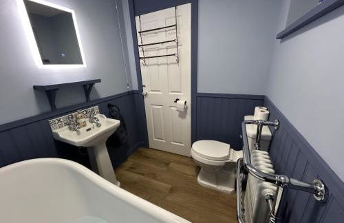 Halcyon House - Photo 23