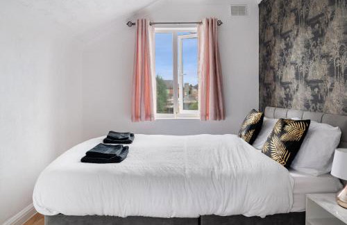 Exclusive Deals l Last-Minute Reserve l Townhouse with Sleeps 6 l Braunstone Town , Leicester l By Zen Nights Short Lets & Serviced Accommodations - Foto 13