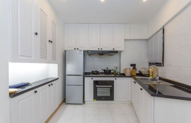 Henry's Apartment South Maoming Road - Photo 9