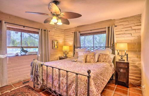 Equestrian Estate with Horse Stables and Pool! - Foto 24