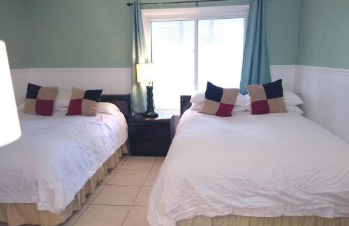 Affordable Two Bedroom Tropical Condo - Private Beach, Pools, Hot Tub - Foto 8