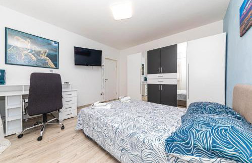 Apartman Luci - Private Heated pool - Photo 30
