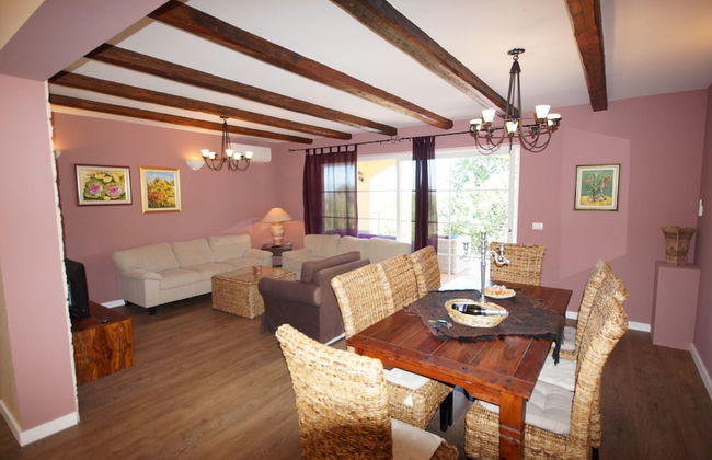 Villa in Rakalj Near Beaches With Pool - Foto 34