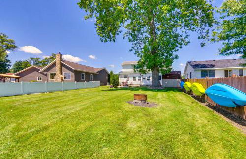 Howe Retreat with Fire Pit and Private Boat Dock! - Foto 27