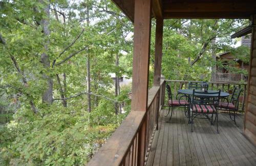 37DPD - Forest view, log-sided two bedroom, two bath condo on Lake Ouachita - Photo 3