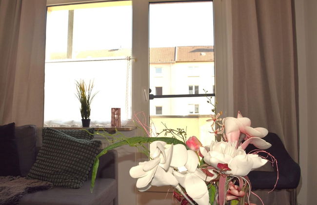 Cosy Apartment in Oberhausen With Balcony - Photo 16