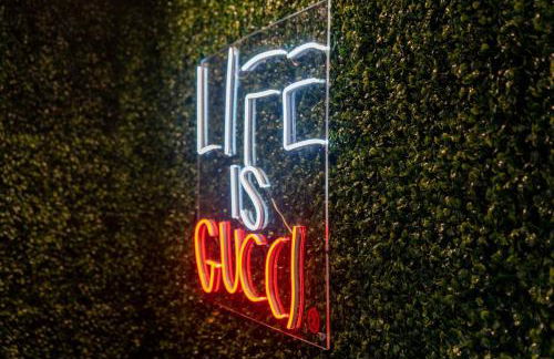 The Gawdy Den with Fast WIFI 2 minutes from Downtown Houston! - Photo 4