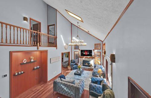 Big Bass Hideaway with Hot Tub - Foto 9