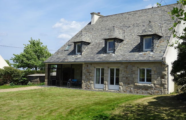 Beautiful Family Holiday Home in Diben, Plougasnou - Foto 1