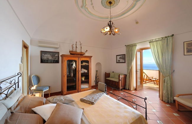 Casa Elena - In the Center of Praiano Parking Panoramic Hot tub - Photo 3