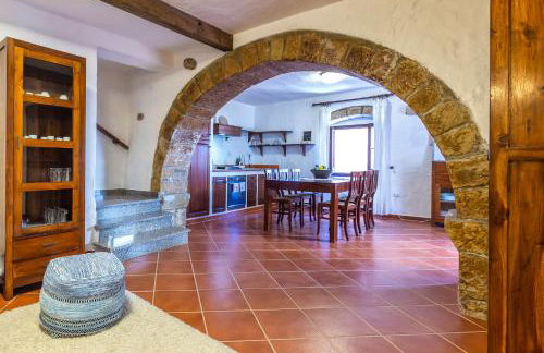 Esclusiva Dimora Storica nel cuore del Borgo Medievale---- Exclusive Historical House inside the Medieval Village - Foto 20