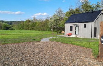 Temat Rzeka jeden domek na działce - Photo 28