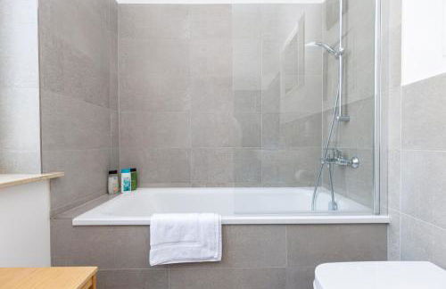 FullHouse - NH14 Apartments - 3 Bedrooms, washing machine - Foto 27