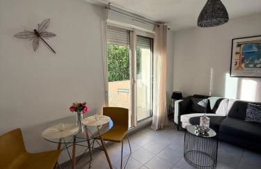 Charmant appartement moderne avec place de parking privative - Foto 11