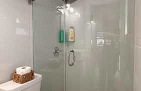 Comfortable modern apartment- central location. - Foto 35