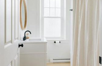 Newly Renovated Vintage Inspired Large 4 BR Home - Foto 27