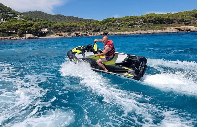 Tour en moto de agua por las cuevas de Artà - Foto 4