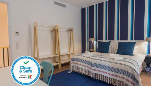 High Ceiling Duplex Apartment at Cais do Sodre - Foto 2