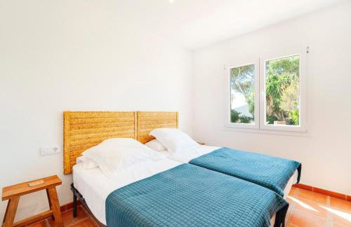 Casa Maitzgon - Renovada casa con piscina y jardín - Foto 26