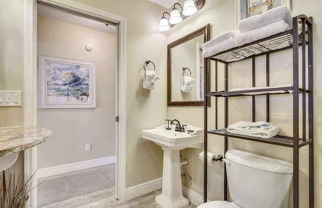 Seaside Pointe by Book That Condo - Foto 45