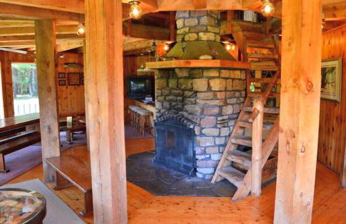 Upscale Rustic Cabin Surrounded by Spacious Pennsylvania Countryside near Pine Creek Gorge - Foto 26