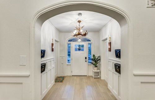 The Vanderbilt Mansion Apt 11 Near Downtown & TWU - Foto 5