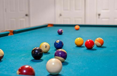 Overlook at Sleepy Creek -- Sleepy Creek Frontage, Secluded, Grill, Fire Pit, Deck, Family Friendly, Game Room, Fishing, Hammock, View, Fireplace - Foto 34