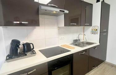 gîte 65 m2 200 m gare t-g-v et fac 400 m centre-ville grand parking 250 places gratuit face au logement - Foto 10