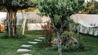 M Mansion - Photo 5, Garden