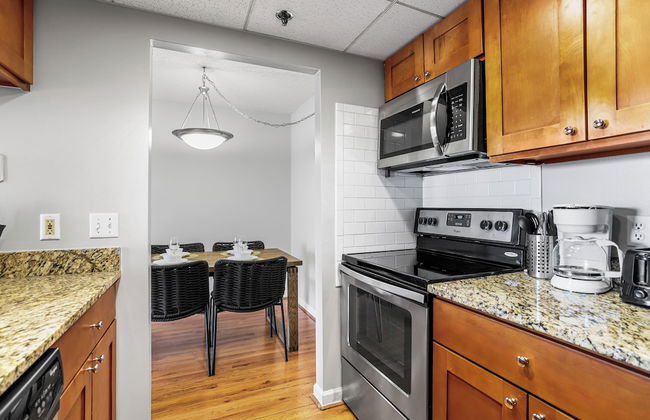 Heart of DC Area Apartments - Photo 56