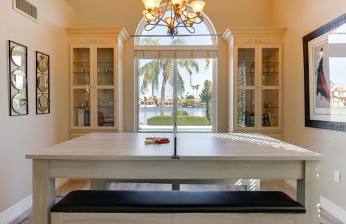 Lakefront Living! Huge Phoenix Home with Pool Table - Foto 8