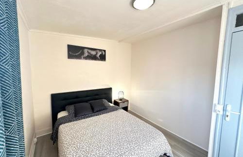 Cozy Station House & Direct Access to Paris - Foto 10