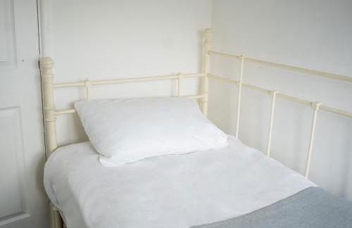 Rent Entire Calmhaven Apartment - Foto 3