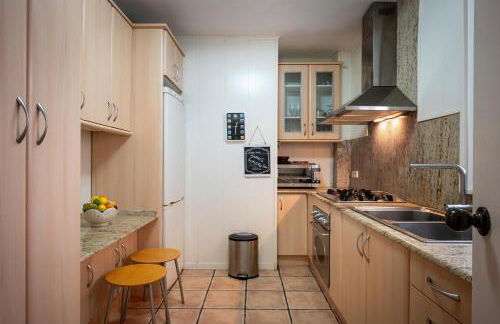 At503 Ground floor & pool, beach 15min walk away - Foto 15