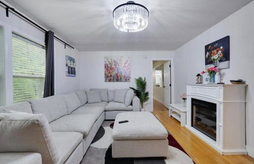 Hot Tub & Theater Haven-Lake and Ski Retreat - Foto 21