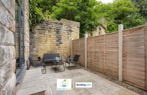 2 Bedroom Apartment By Green Haven Escapes Short Lets & Serviced Accommodation In Leeds with Free WiFi & Parking - Photo 41