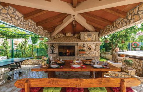 Awesome Home In Nedescina With Kitchen - Foto 13