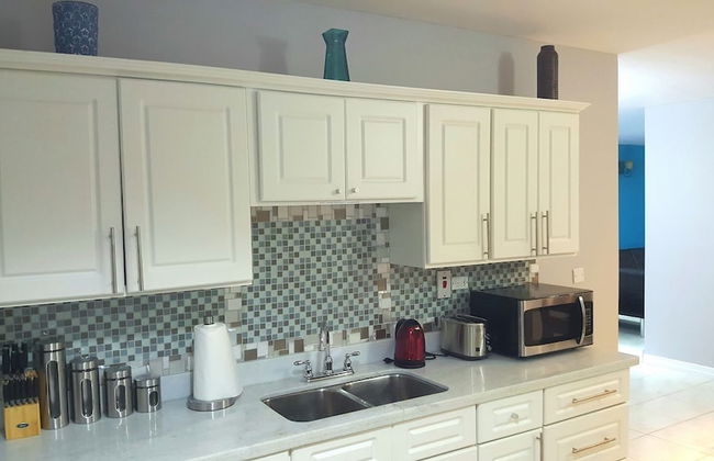 New Kingston Guest Apartment at Donhead - Foto 32